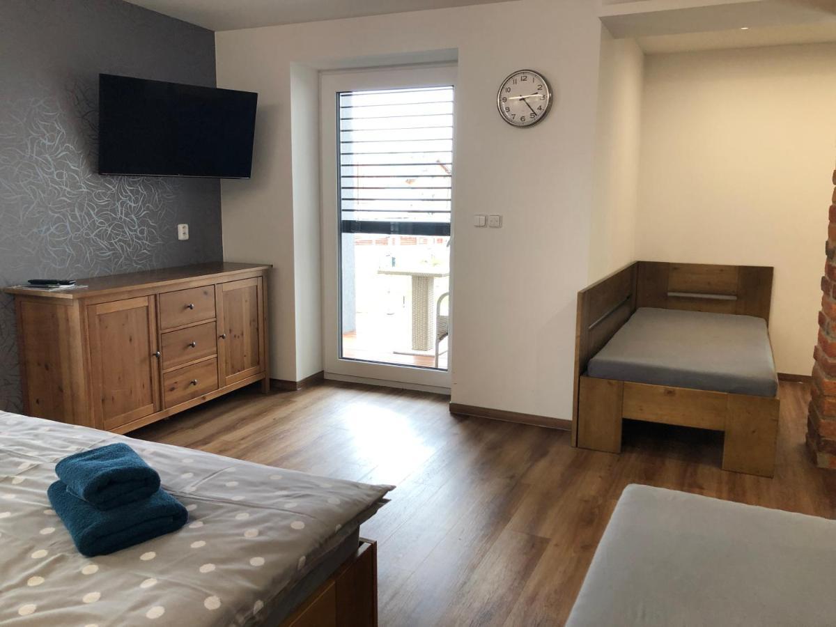 Anico Apartmany Dolni Benesov Exterior photo